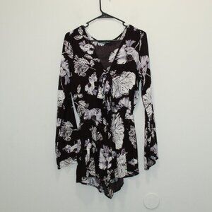 Audrey 3 +1 Floral Romper Size Medium